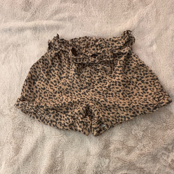 Aerie cheetah/leopard shorts - Picture 8 of 8